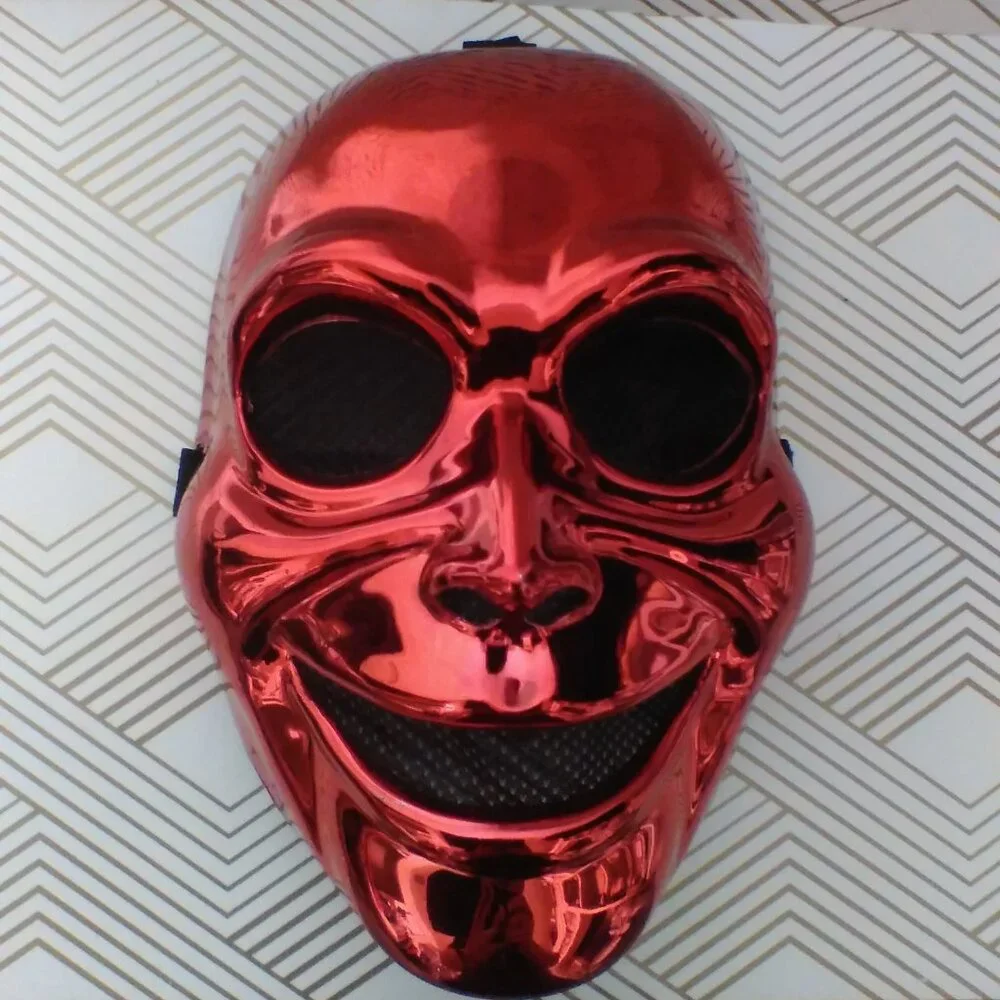 Halloween más in red face